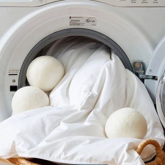 The Company Store Luxe Olympia Down Extra Warmth Comforter in White. Full Size. - Picture 5 of 15